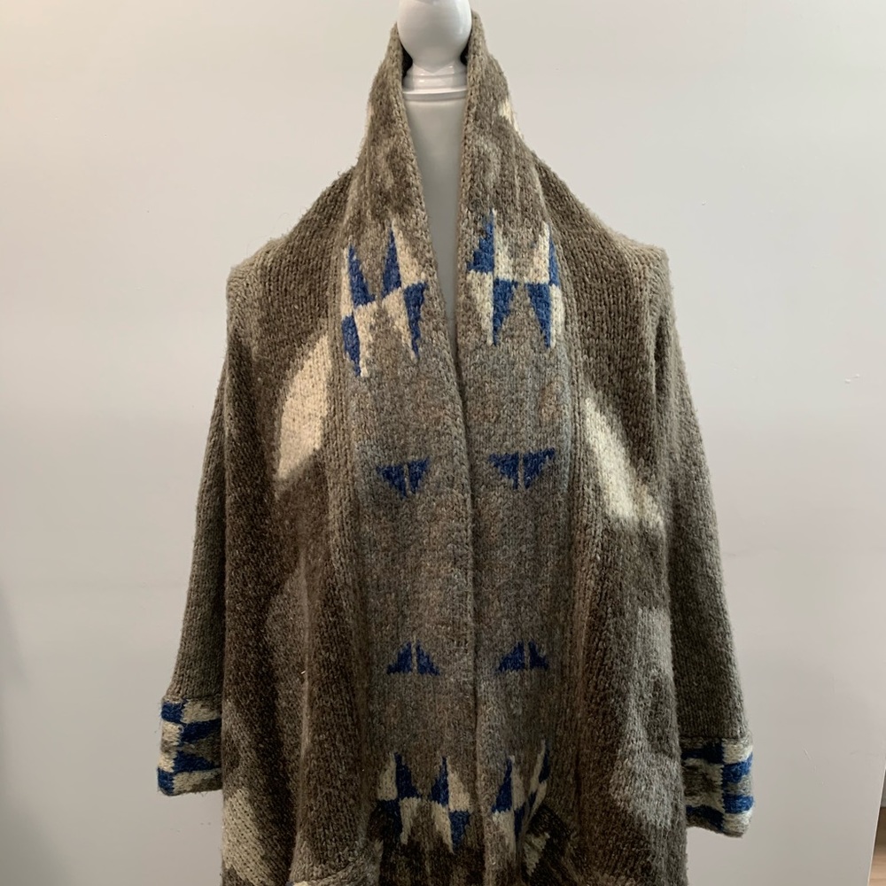 ANTHROPOLOGIE Cozy Blanket Sweater